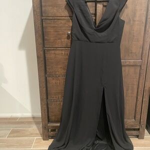 Lulu's Classic Black Maxi Dress